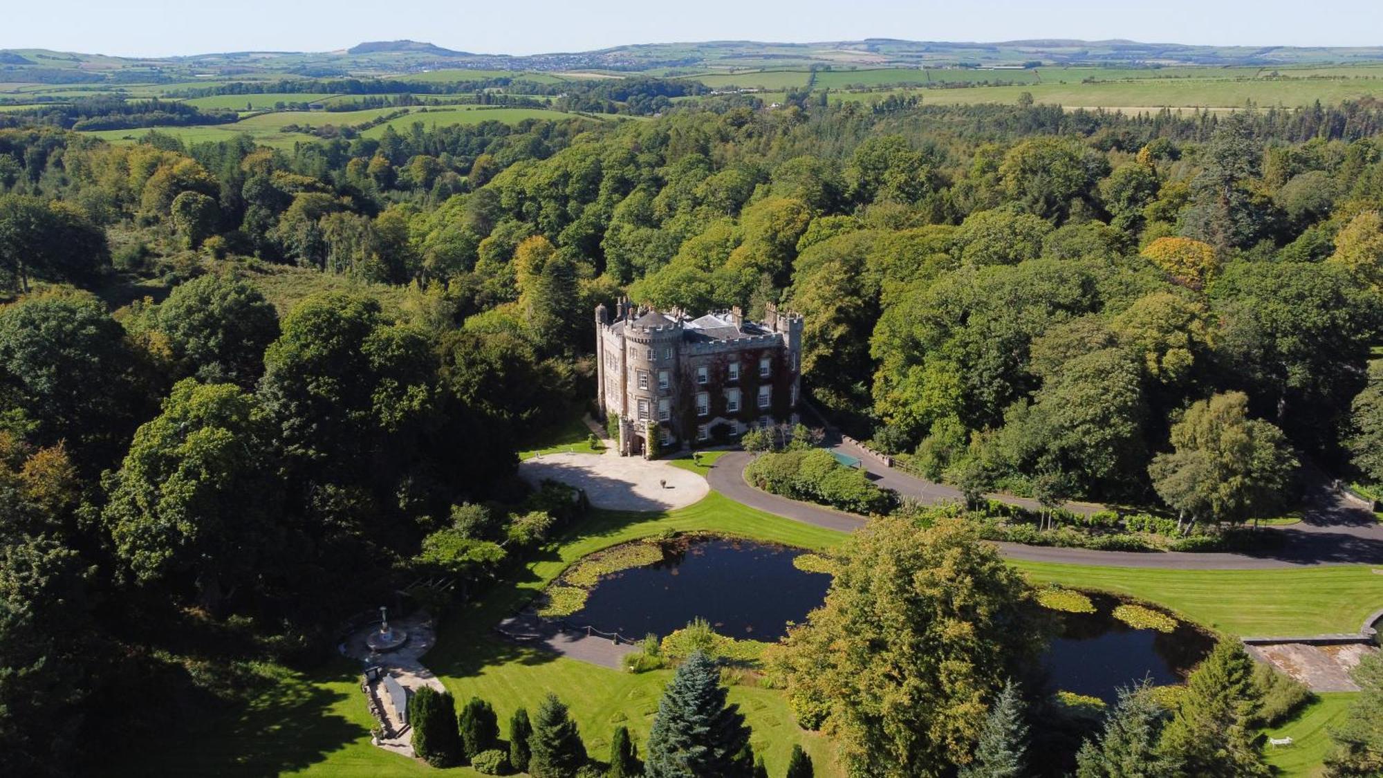 Cloncaird Castle Estate Cottages Maybole Esterno foto